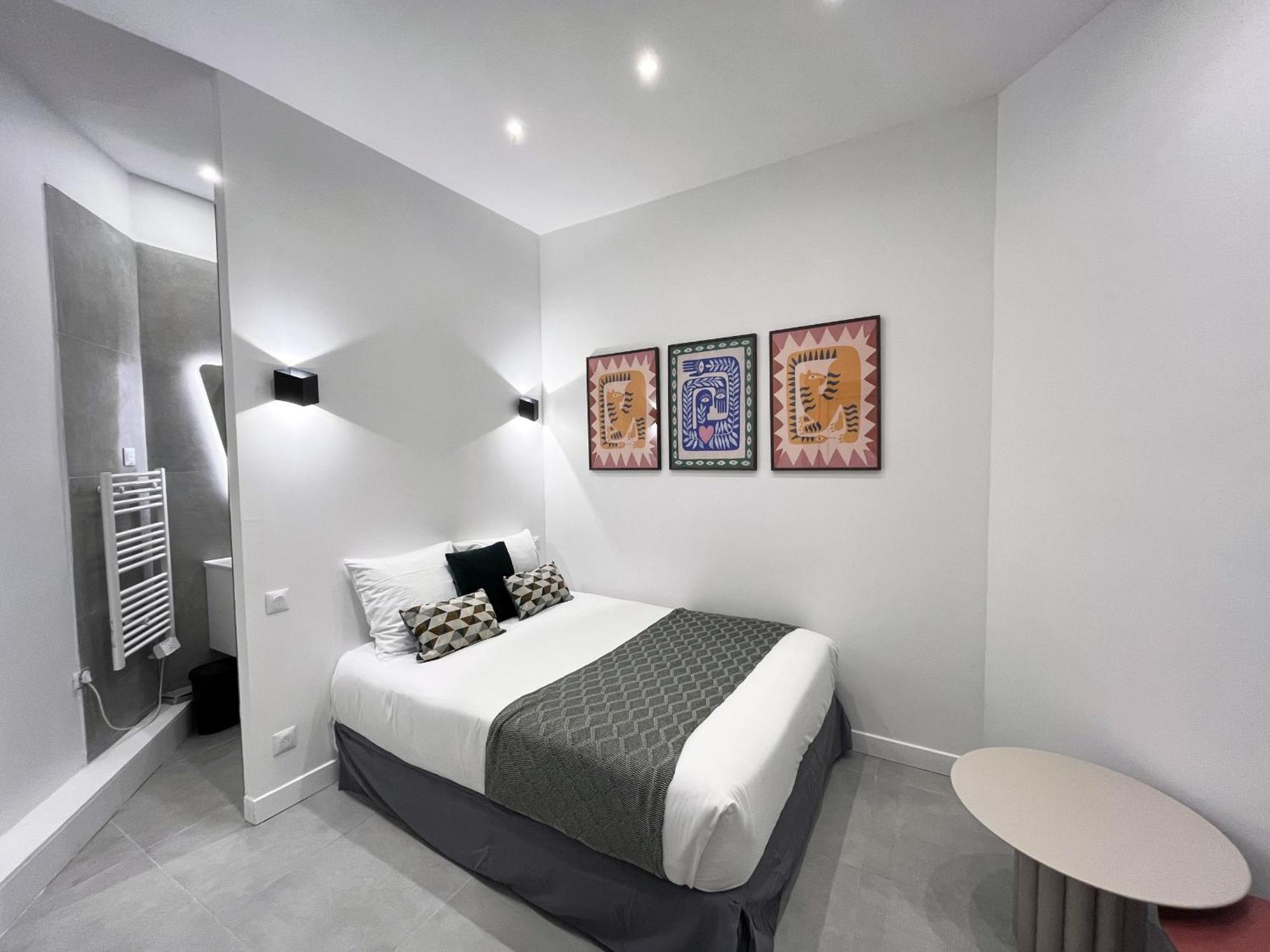 Apartment 08 - Design Flat Republique