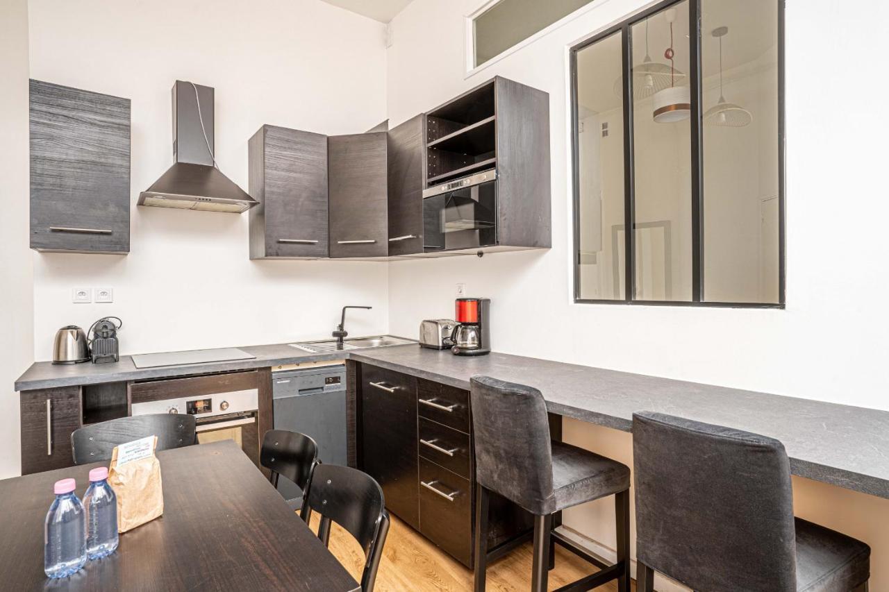 08 Design Flat Republique Appartamento
